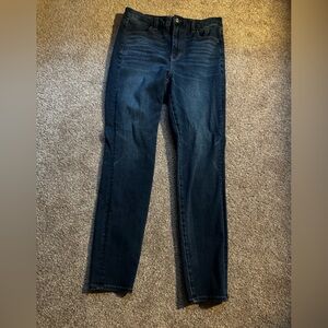 Dark wash American eagle high rise jegging size 10